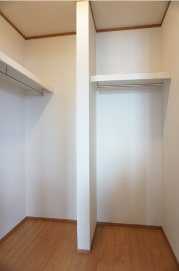 カルムＳＳの収納|大容量のウォークインクローゼットがあります