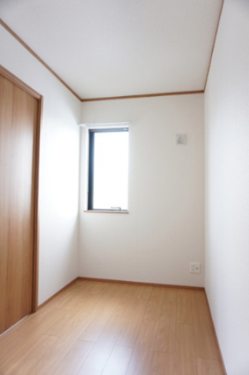 カルムＳＳの寝室|洋室4帖
