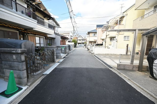 尼崎市大庄北1丁目新築一戸建て｜1SLDK＋駐車1台可の前面道路含む現地写真|東側前面道路、幅員4.0ｍ