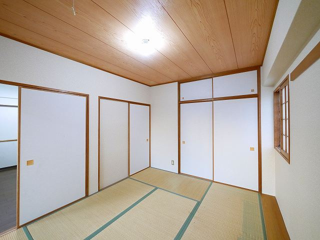 ライオンズマンション奈良やすらぎの道の寝室|趣のある和室です