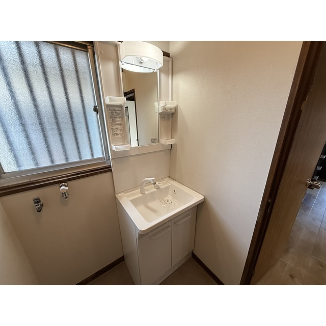 都賀戸建ての洗面所|ゆったりとスペースのある洗面所