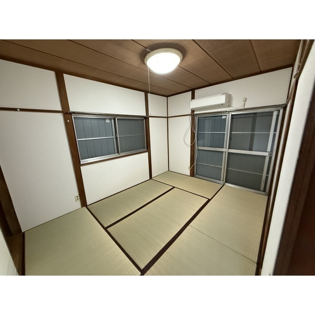 都賀戸建ての居間・リビング|ゆったり過ごせる居間です