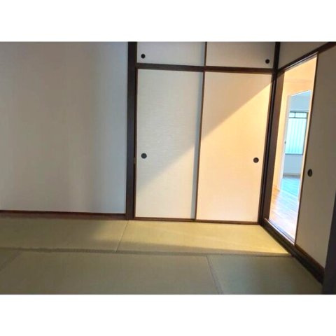 アーバンパーク緑地公園の和室