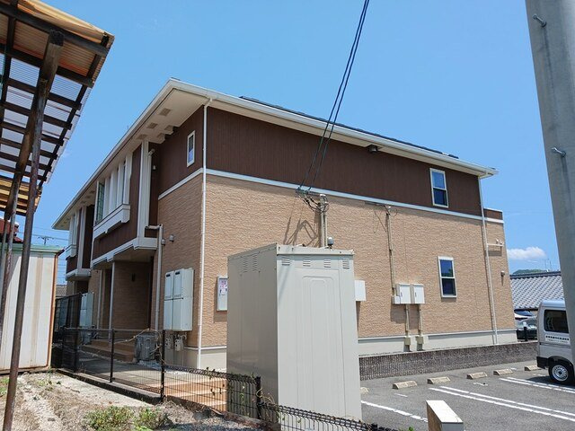 メゾン中町の外観|落ち着いた雰囲気の外観です