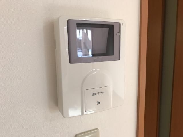 グラン・アムール壱番館の内装|カメラ付インターホン