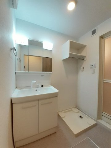 ＫａｏｒｕＡの洗面所|忙しい朝には欠かせない洗面所です