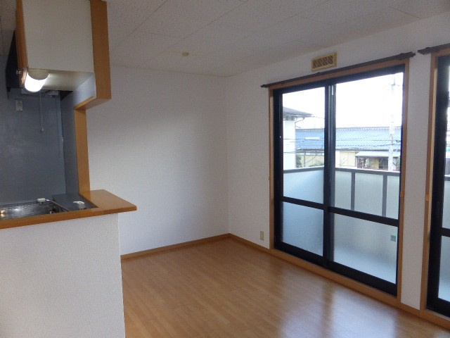 グランバンブー　Ｎの内装|明るい色調の室内です