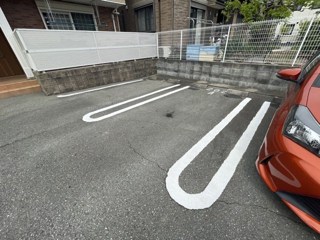 カモミールⅢ　Ａの駐車場