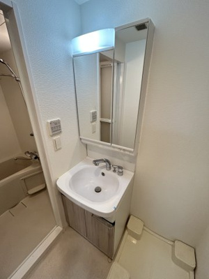 【独立洗面台】 | ファーストフィオーレ九条