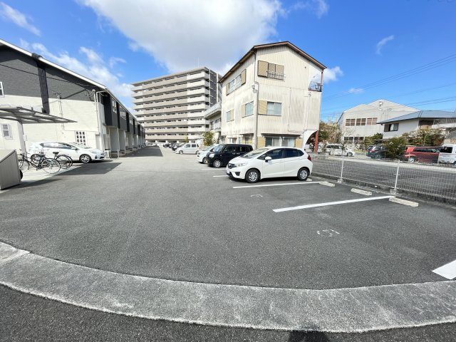 【駐車場】 | 駐車スペースもあります