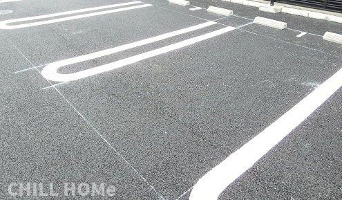 サン・フィオーレ　Ⅲの駐車場|当社、チルホームのHPもご覧ください(^^)/物件情報多数♪