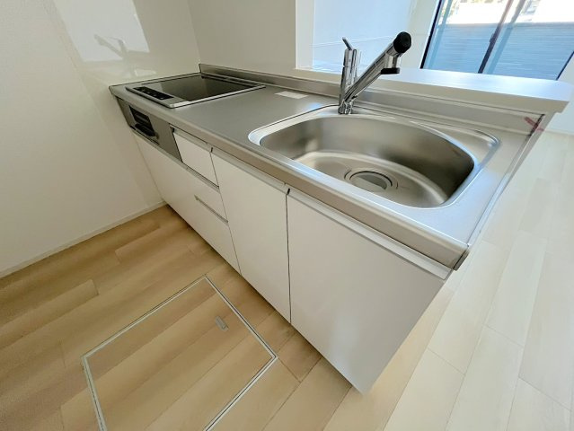 ラルジュ・オロール　Dのキッチン