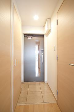 調布市仙川町１丁目の賃貸マンションの玄関|※写真は同タイプ住戸です。
