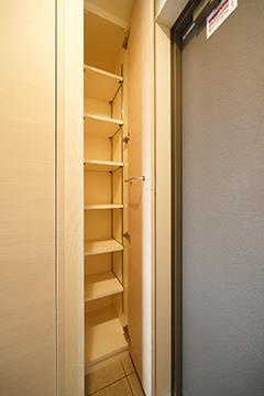 調布市仙川町１丁目の賃貸マンションの収納|※写真は同タイプ住戸です。
