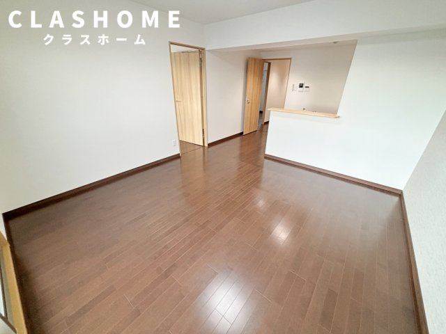 グランドールⅢ　　刈谷市近郊の賃貸はクラスホームの居間・リビング|同物件の別部屋になります。
