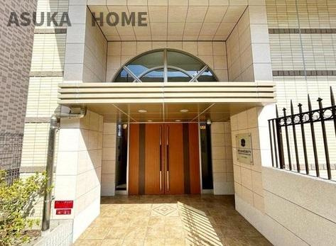 ブリシア横浜石川町のその他|気持ちのいい開放感のある広いエントランスですね。
