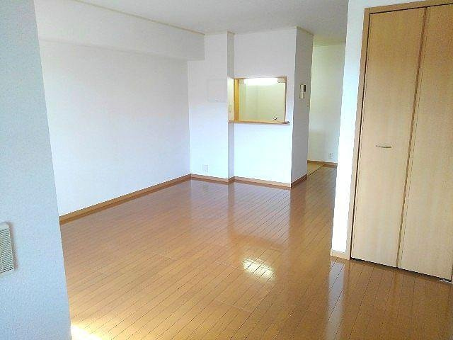 アンソレイエⅢの内装