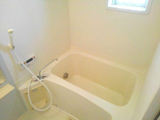 アンソレイエⅢの浴室