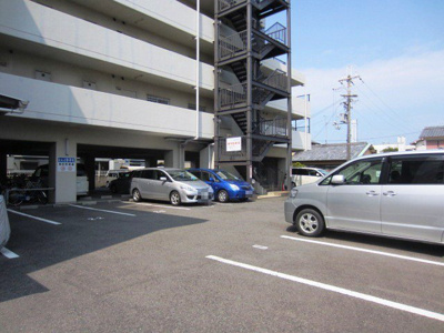 【駐車場】 | オリーブ高松南