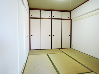 【寝室】 | オリーブ高松南