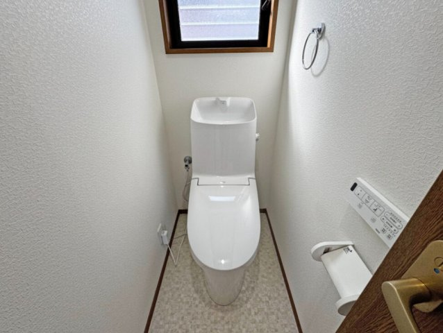 戸塚区前田町のトイレ|ストレスフリーの保温機能などの設備が整ったトイレはやはり嬉しいですね。