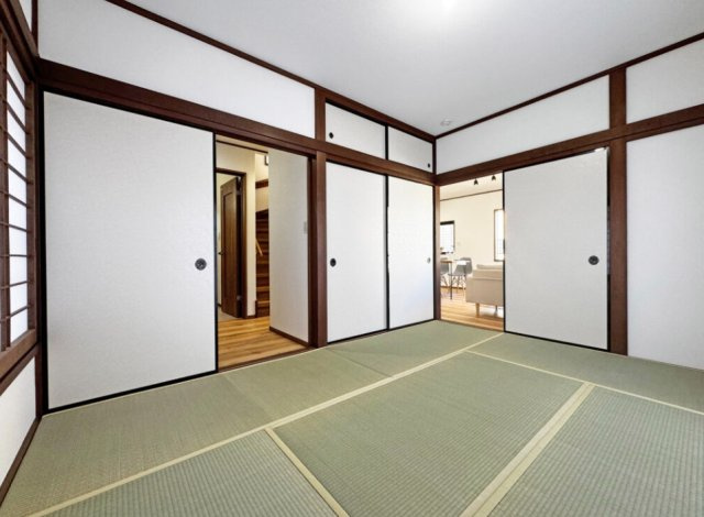 戸塚区前田町の和室|リビングから目が届く和室は小さなお子様のお昼寝や遊び場スペースとして使うのも◎
