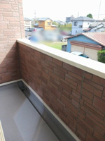 バルコニーからの眺めを楽しみながら食事をしませんか