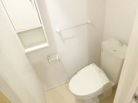 ゆったりとした空間のトイレです