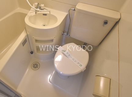世田谷区宮坂２丁目の賃貸マンションのトイレ