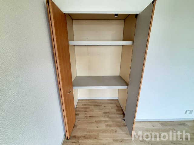 シャトル・ネゴロの収納