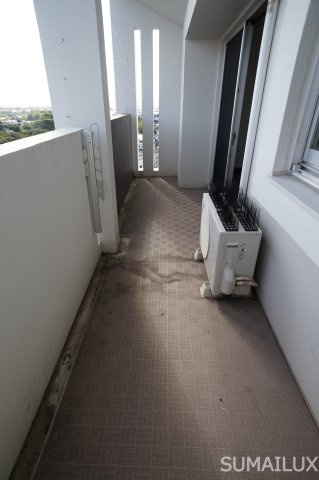熊本市中央区出水３丁目の賃貸マンションのバルコニー