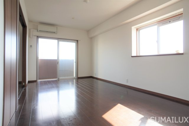 熊本市中央区出水３丁目の賃貸マンションの内装