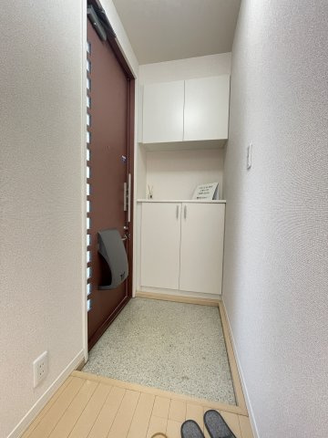シャーメゾンルミエールの玄関