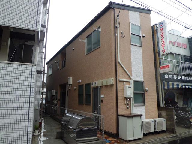 TCRE金町のエントランス