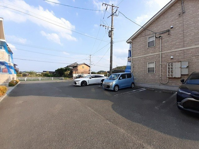 【駐車場】 | ベルサンライズＣ | カースペースがあります