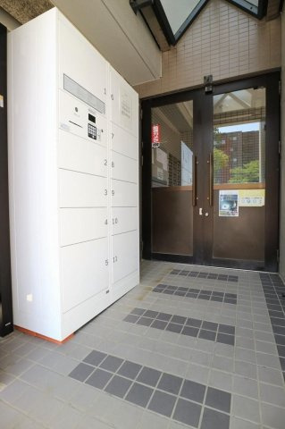 サンシャインひがし清水のロビー