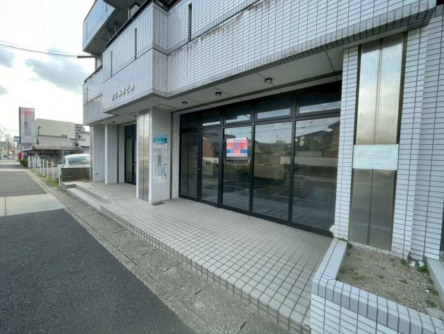 第5梅野ビルの外観