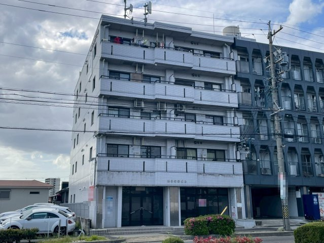 第5梅野ビルの外観