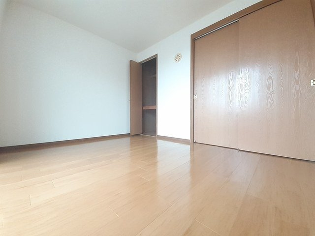 エンジェルコーポラスＢの居間・リビング