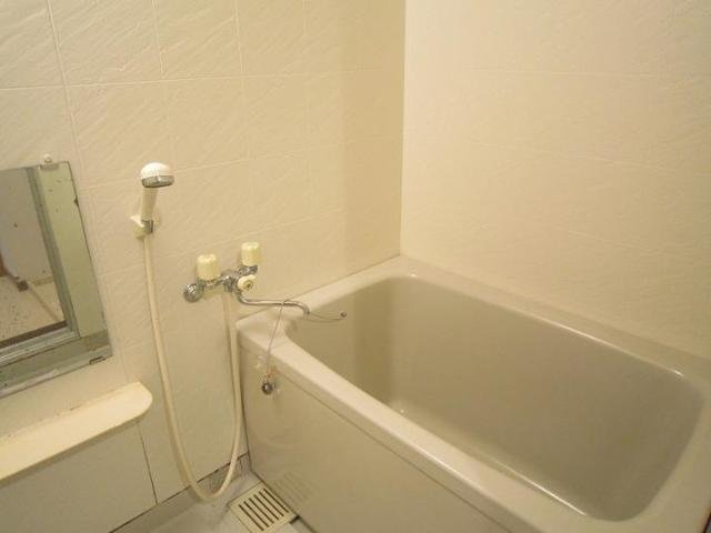 エンジェルコーポラスＢの浴室