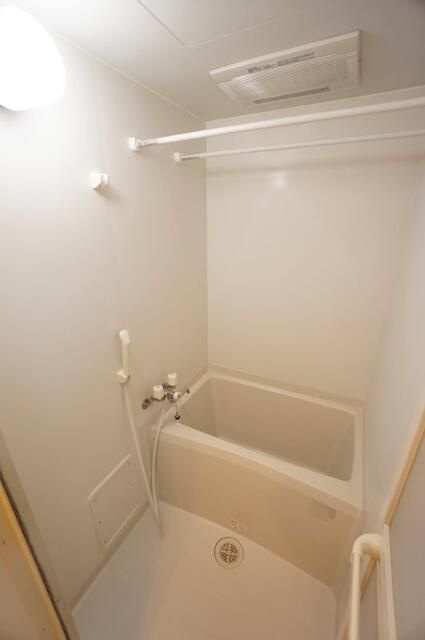 シャーメゾン　シュヴァルツの浴室