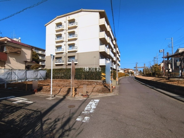【新築分譲住宅】ふじみ野市新田2　第1期の前面道路含む現地写真