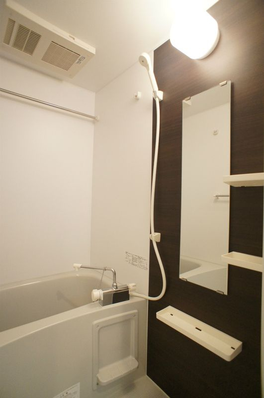 リブリ・Amenity 元町の浴室