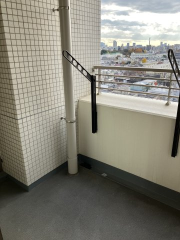 【バルコニー】
