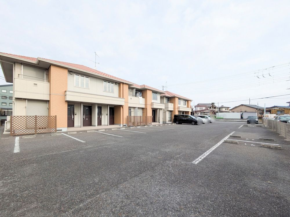 グロッソ見川　Ａの駐車場|駐車場に車を止められます