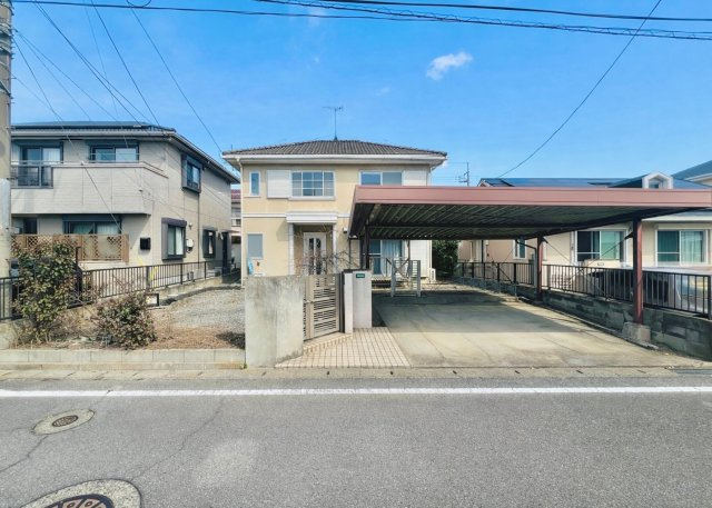 前橋市下大島町の外観|カーポート２台分付き♪