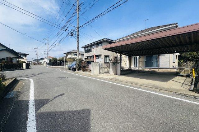 前橋市下大島町の前面道路含む現地写真|車の通りも少なく駐車も楽々♪