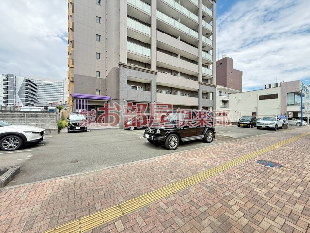 ソレイユ中央の駐車場|大きなものも収納できそうです