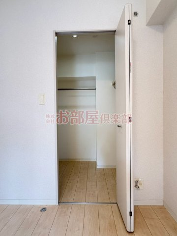 ソレイユ中央の収納|陽当たり良好なバルコニーです