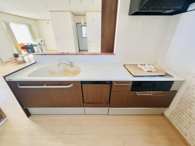 太田市新田瑞木町のキッチン|ご家族との会話も弾む対面キッチン◎